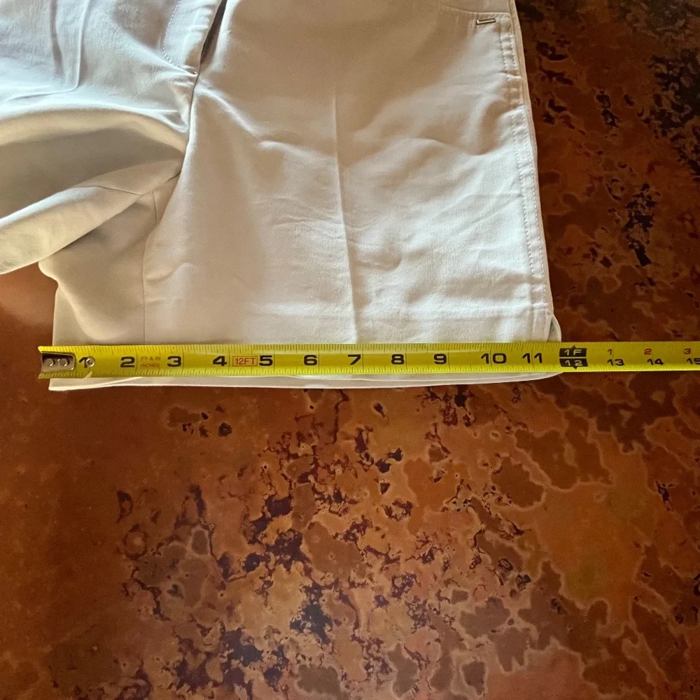 WHBM Light sand sz 2 shorts - Picture 9 of 10